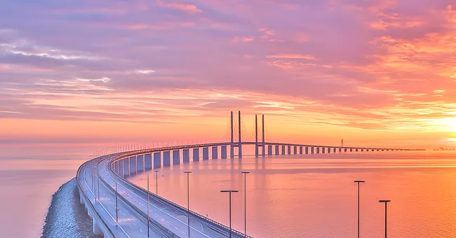 Öresundsbron sRGB 3272x3305